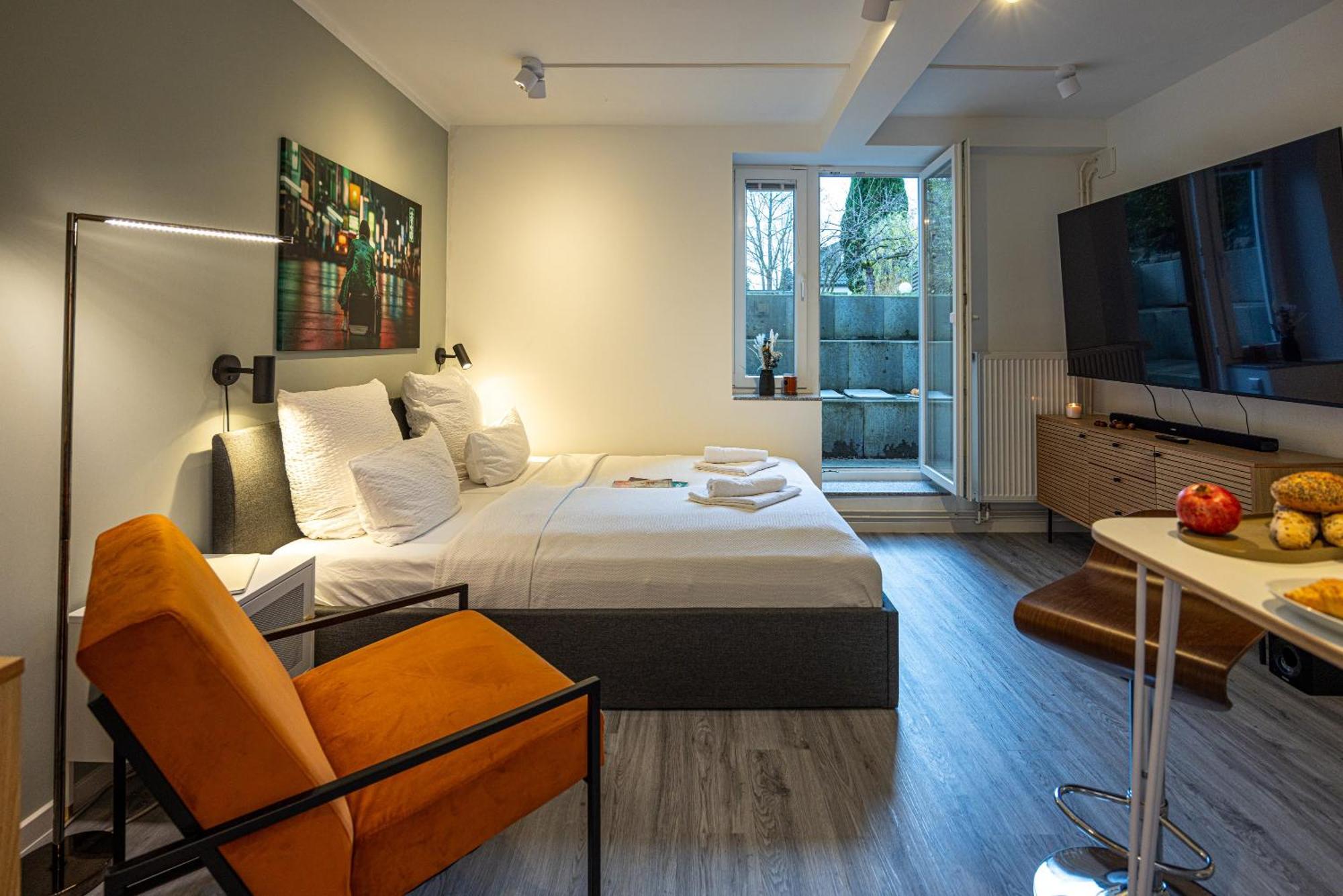Have-A-Nice-Stay - Souterrain, Kino An Der Natur, U-Bahn Nach Hamburg 400M - Baecker & Restaurants 500M - Lidl 800M - Zentrum 1,5Km Аренсбург Экстерьер фото