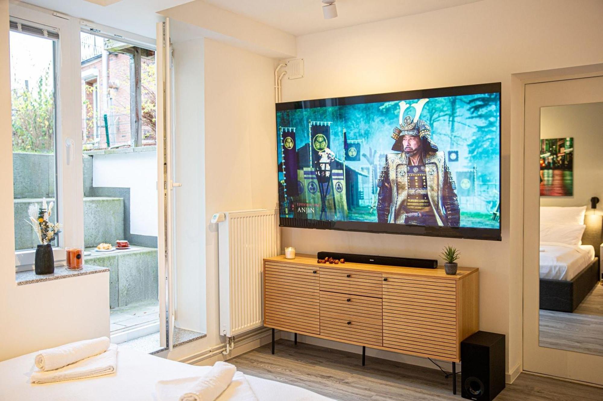 Have-A-Nice-Stay - Souterrain, Kino An Der Natur, U-Bahn Nach Hamburg 400M - Baecker & Restaurants 500M - Lidl 800M - Zentrum 1,5Km Аренсбург Экстерьер фото